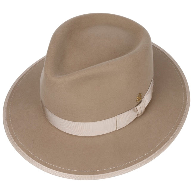 Velvet Traveller Hat